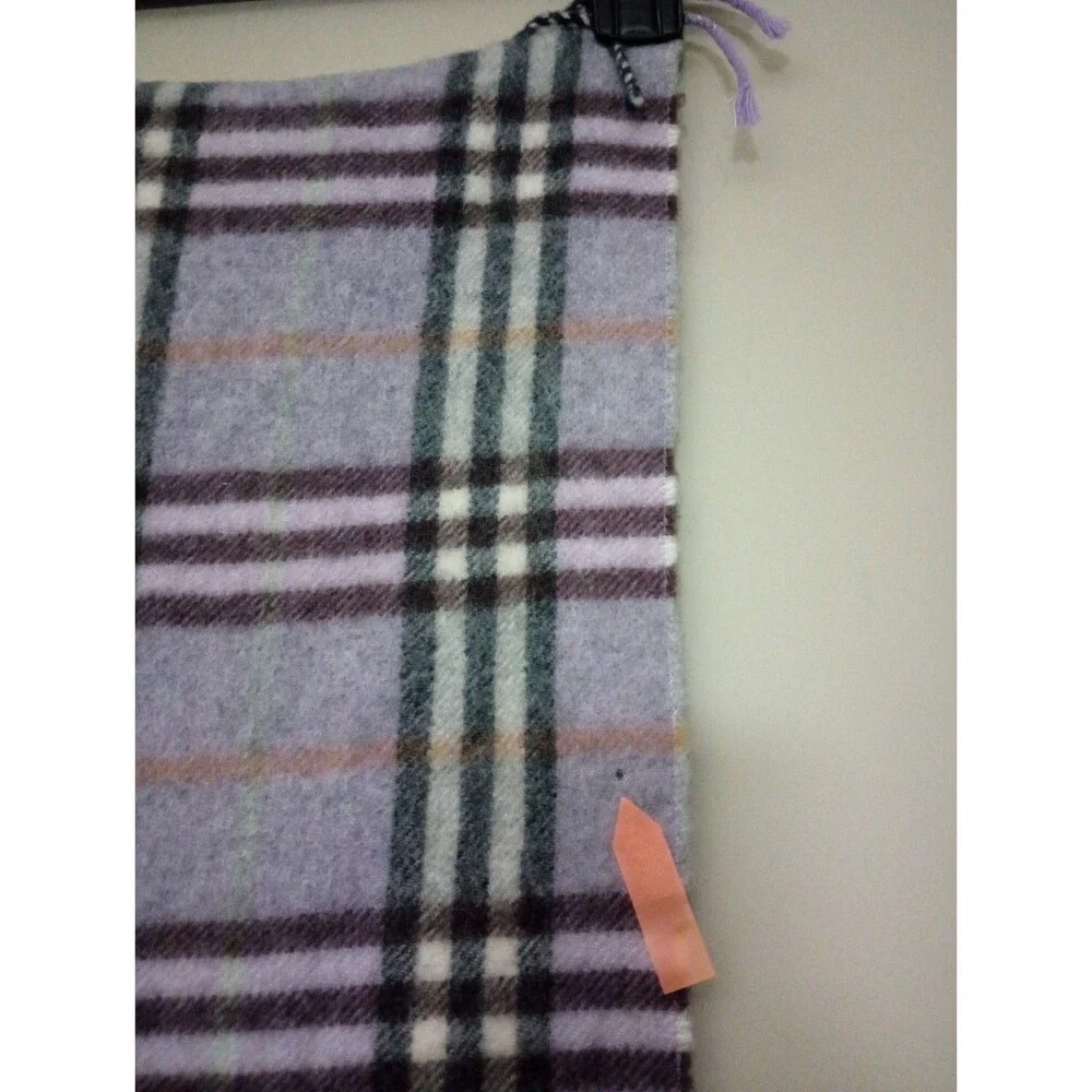 *FLAWED* VINTAGE Burberrys of London 100% Cashmere Scarf